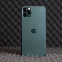 2020 iPhones verbeteren Face ID-camera, Lightning-poort verdwijnt in 2021